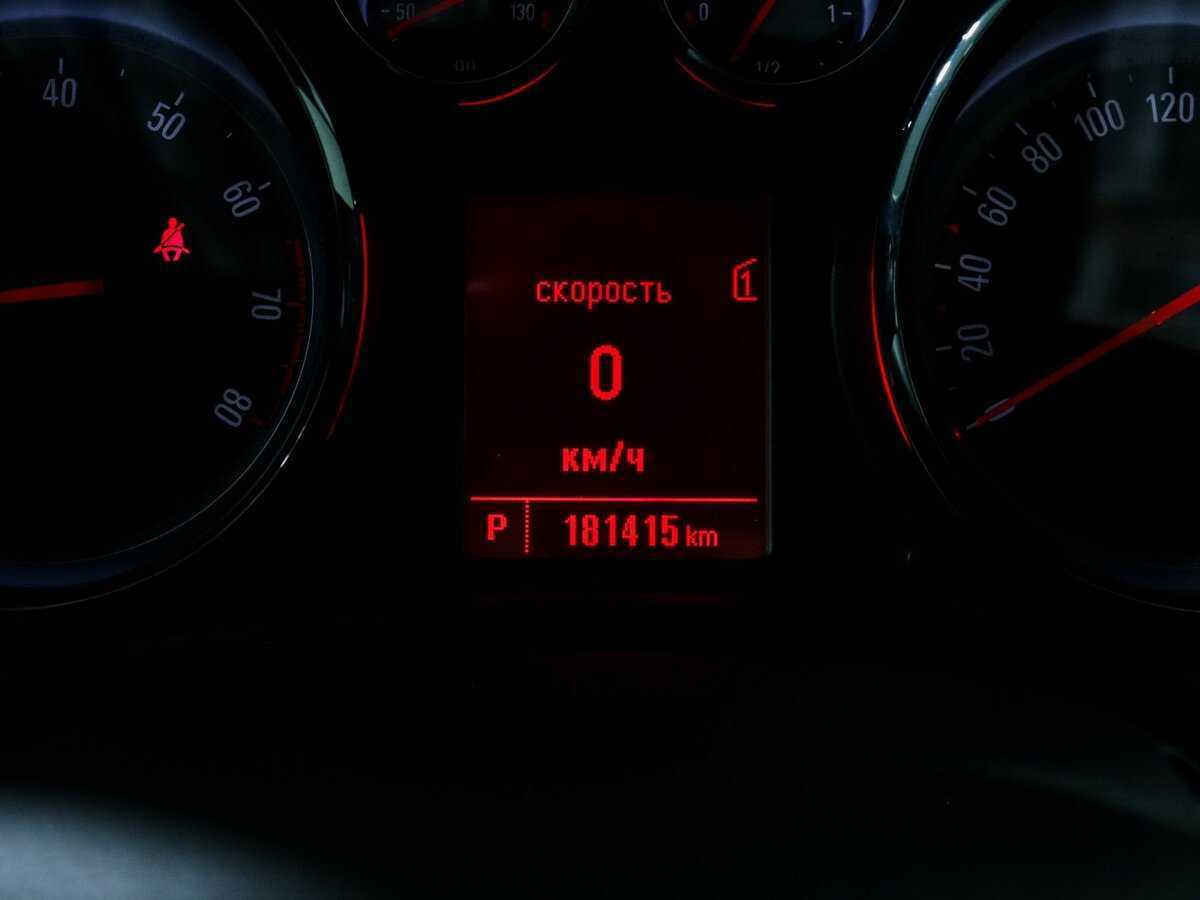 Opel Astra GTC, 2013 - 181 413 км. | Фото №7