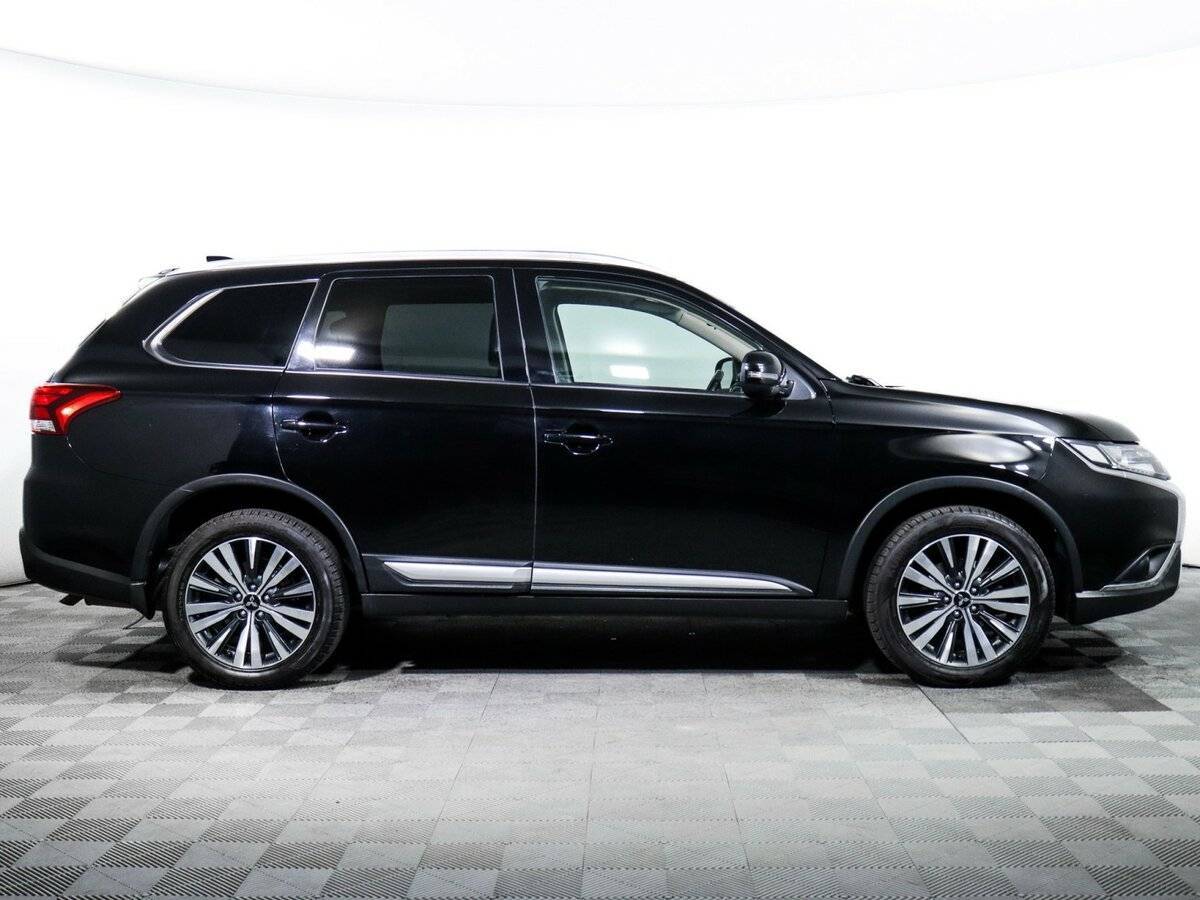 Mitsubishi Outlander, 2019 - 68 000 км. | Фото №4