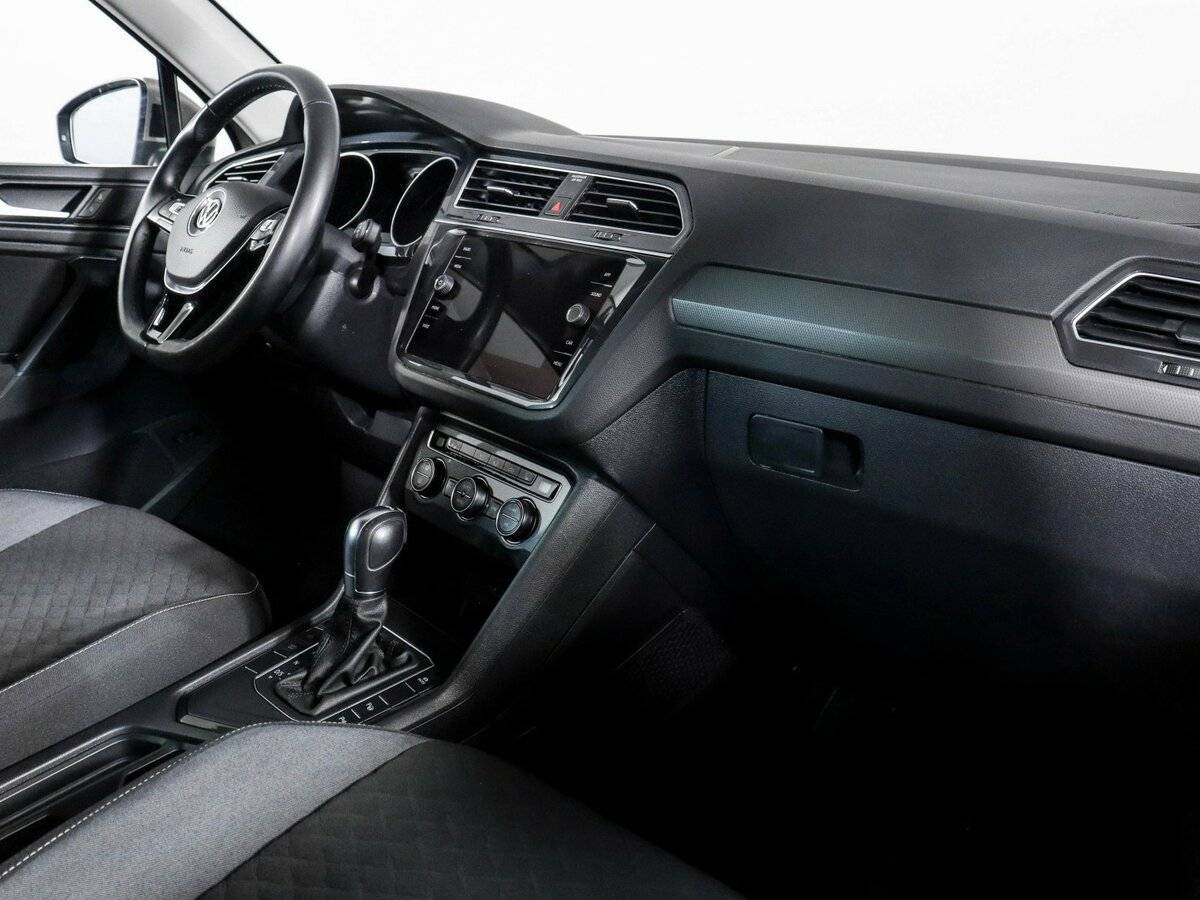 Volkswagen Tiguan, 2018 - 77 100 км. | Фото №6