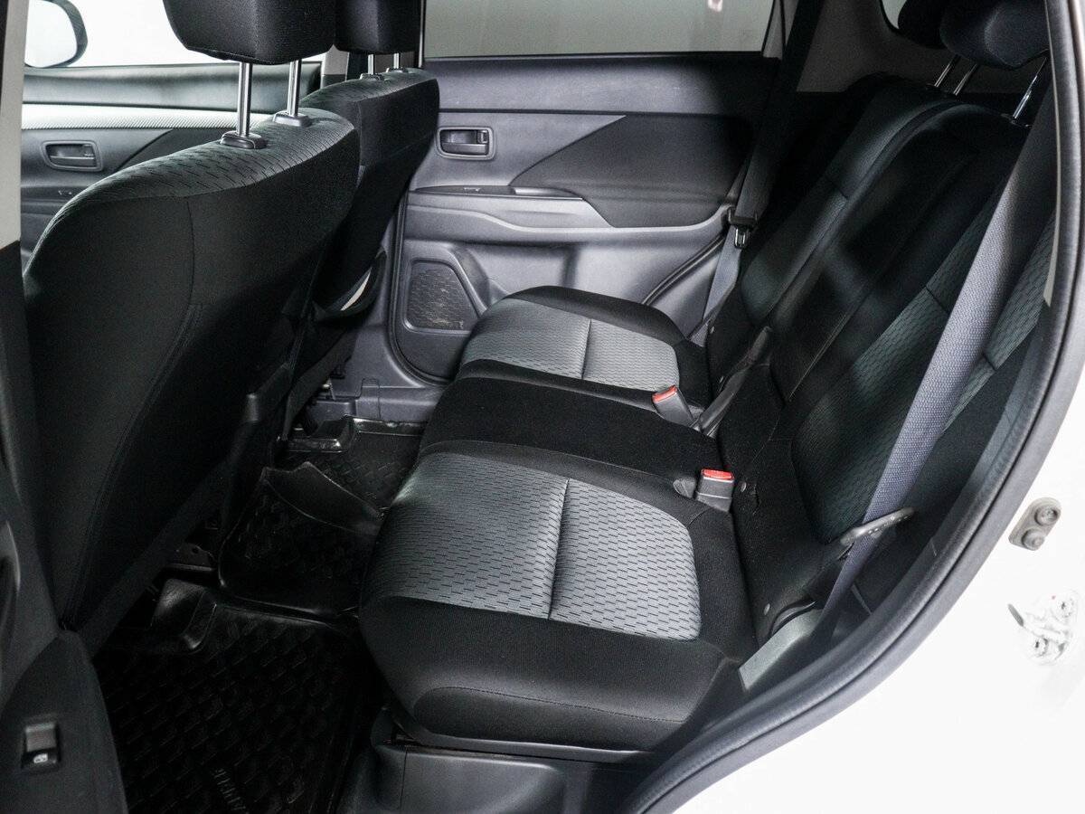 Mitsubishi Outlander, 2015 - 126 709 км. | Фото №7