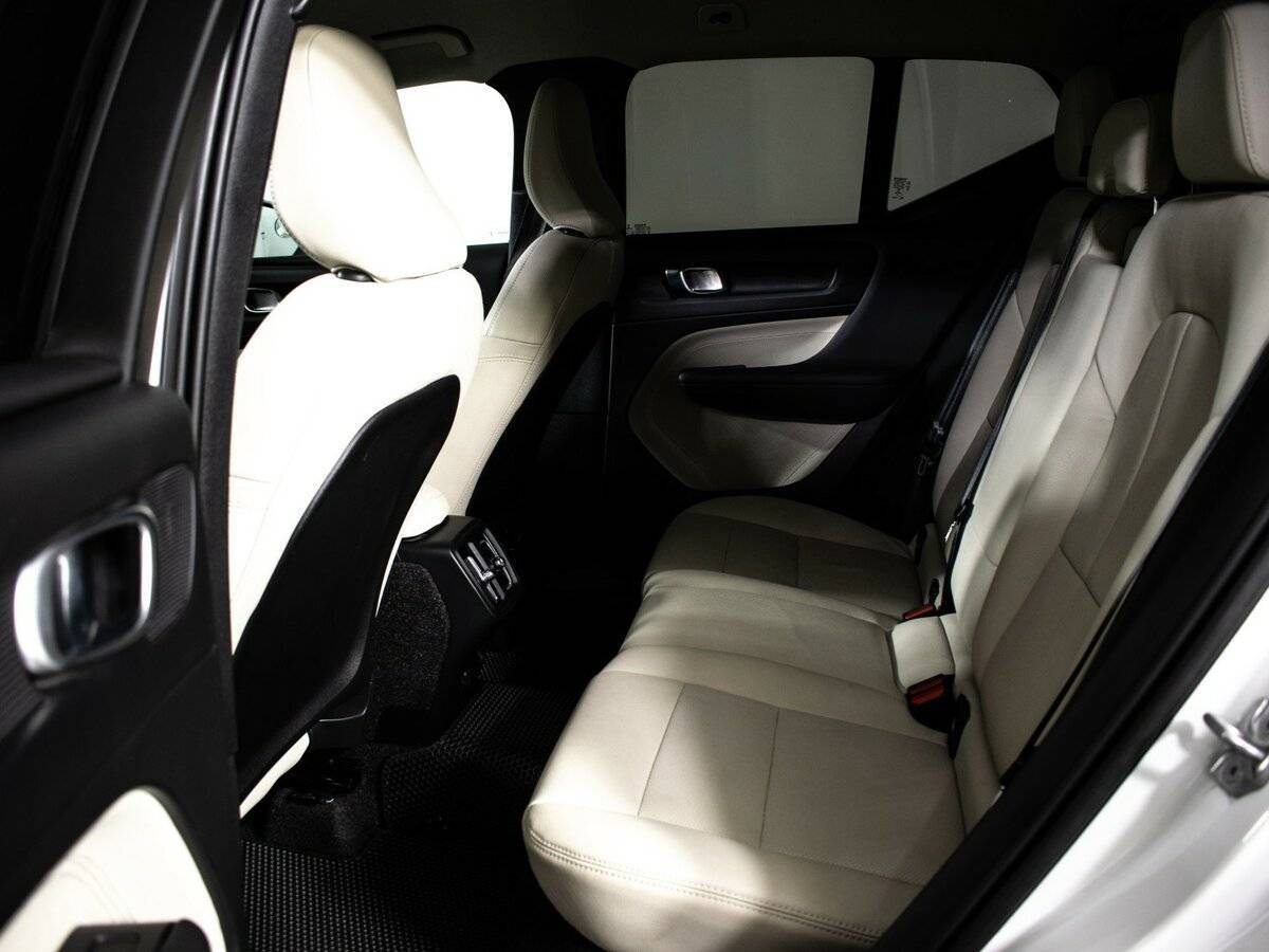 Volvo XC40, 2020 - 92 700 км. | Фото №7