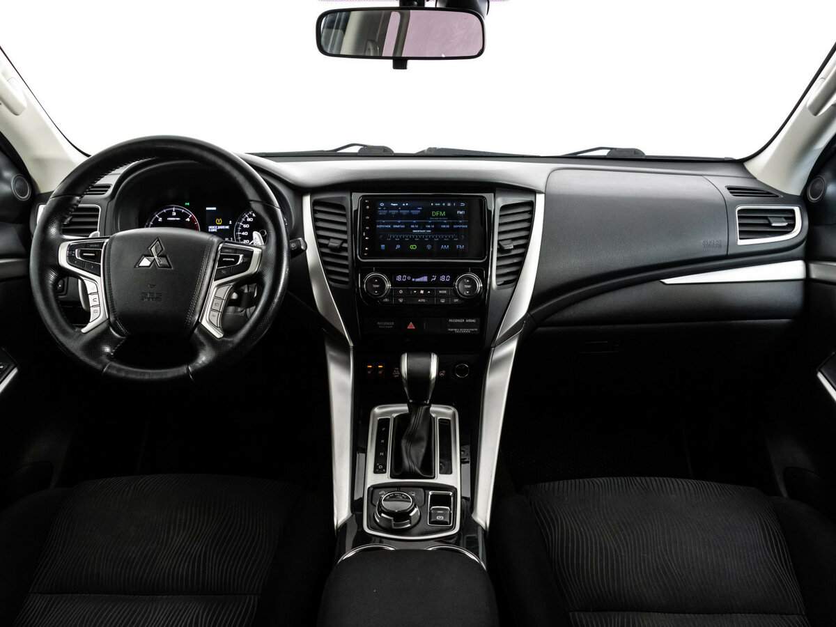 Mitsubishi Pajero Sport, 2017 - 154 132 км. | Фото №7