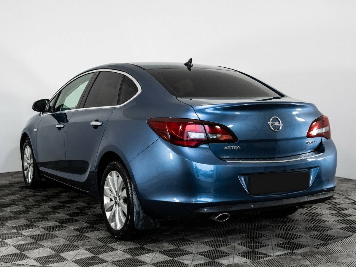Opel Astra, 2012 - 180 792 км. | Фото №6