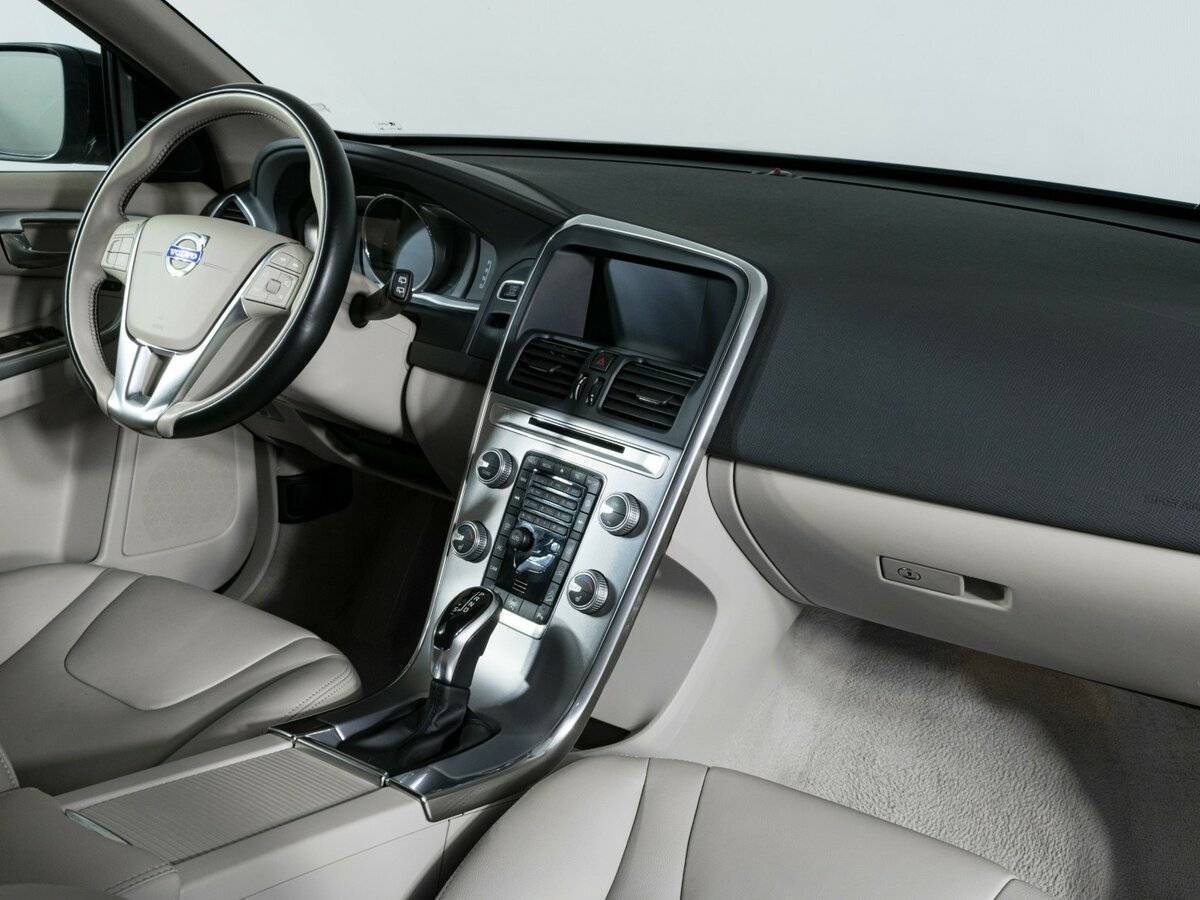 Volvo XC60, 2016 - 65 556 км. | Фото №8