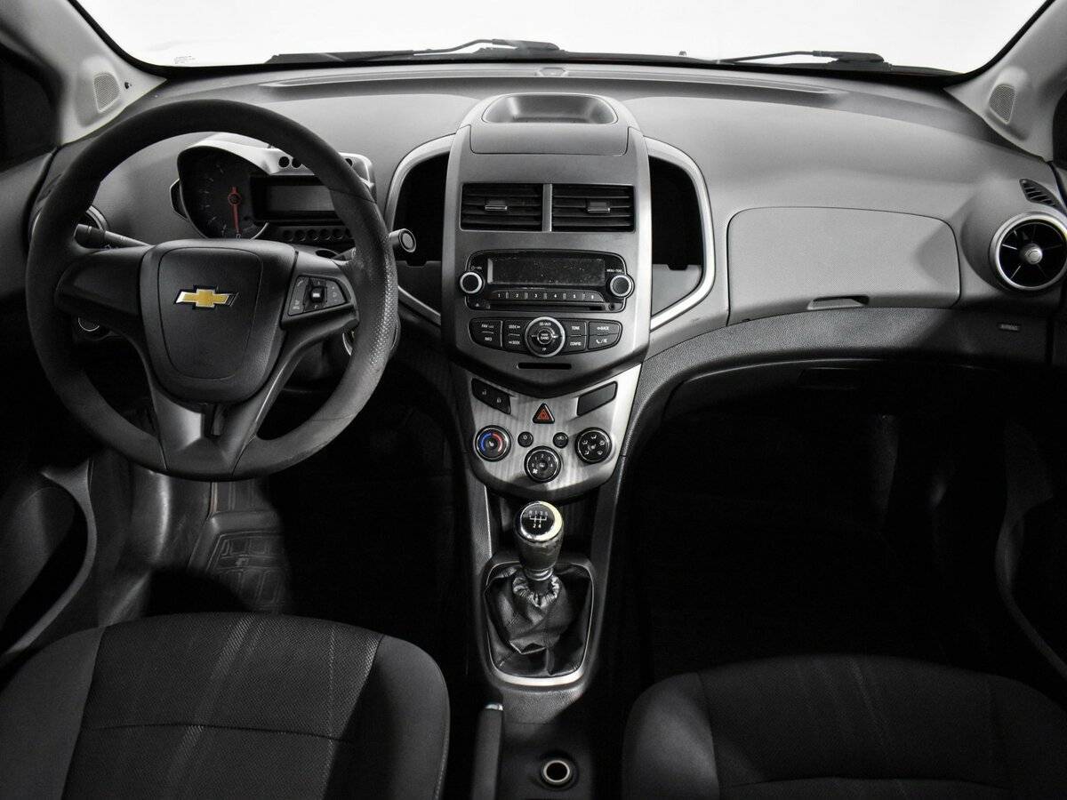 Chevrolet Aveo, 2012 Фото №12