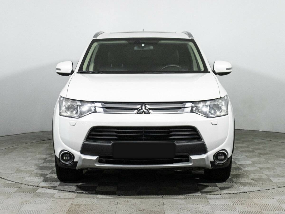 Mitsubishi Outlander III Рестайлинг, 2014 - 175 868 км. | Фото №2