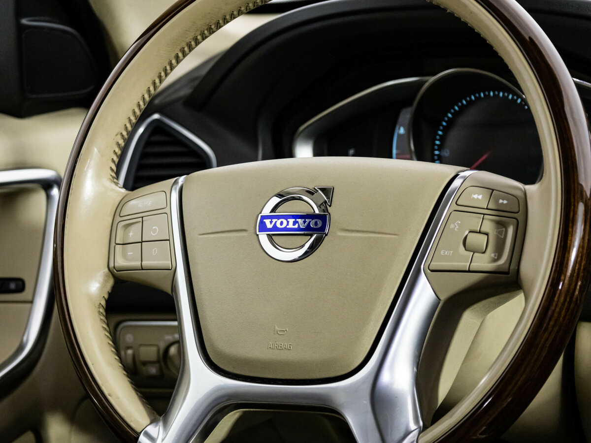 Volvo XC60 I Рестайлинг, 2014 Фото №9