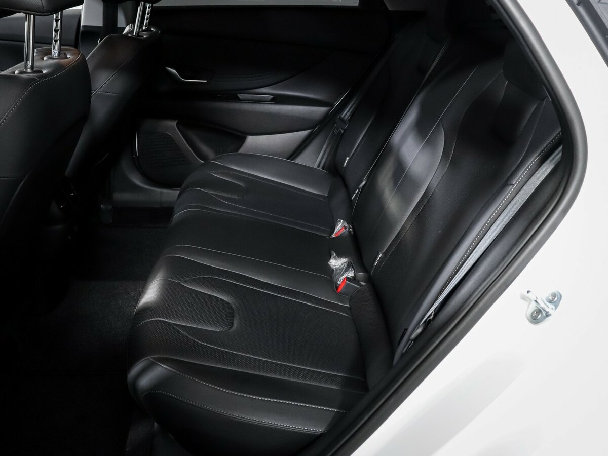 Hyundai Elantra VII (CN7) Рестайлинг, 2024 - 2 505 км. | Фото №8