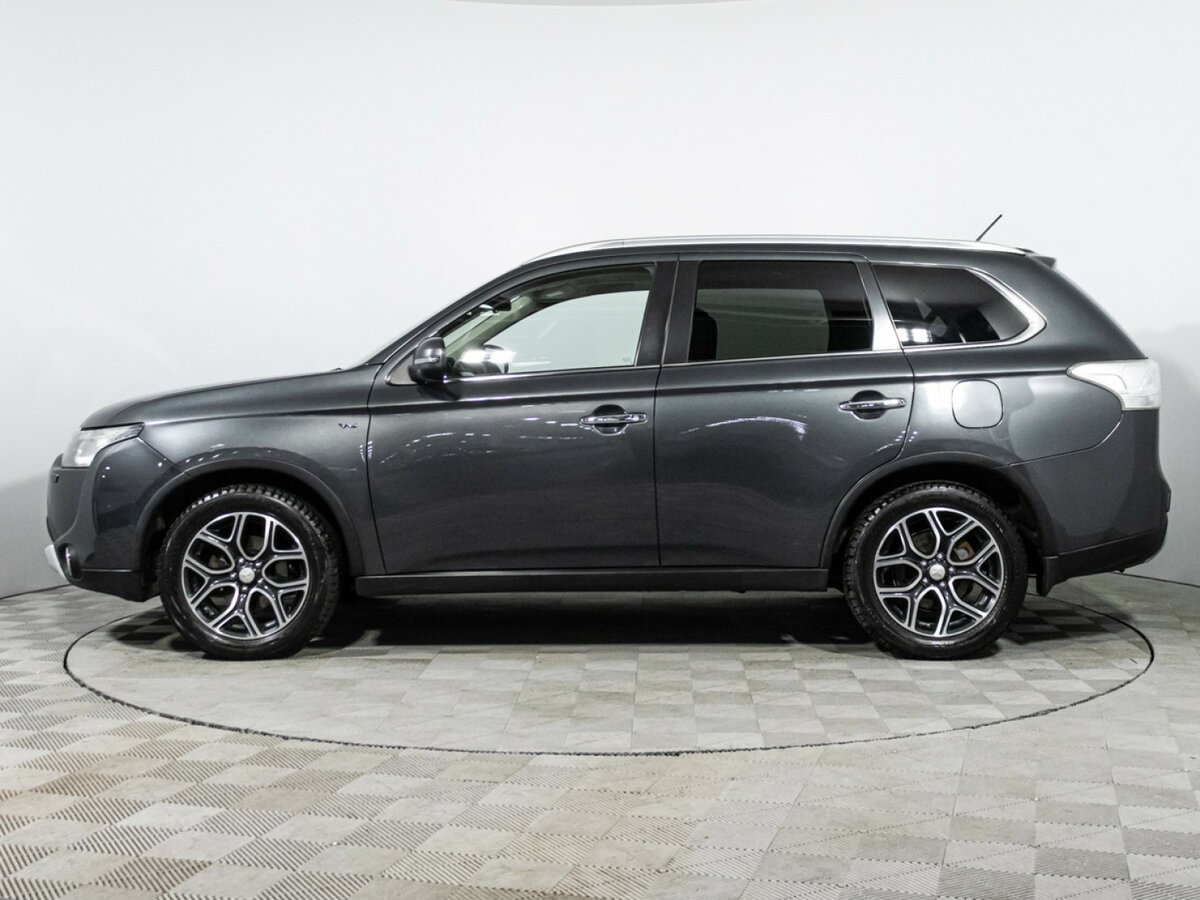 Mitsubishi Outlander III Рестайлинг, 2014 - 121 050 км. | Фото №8