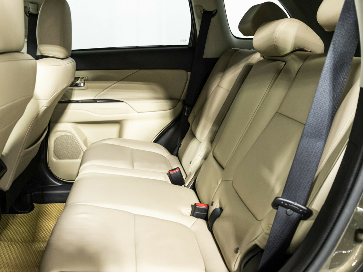 Mitsubishi Outlander III Рестайлинг 3, 2020 - 83 453 км. | Фото №8