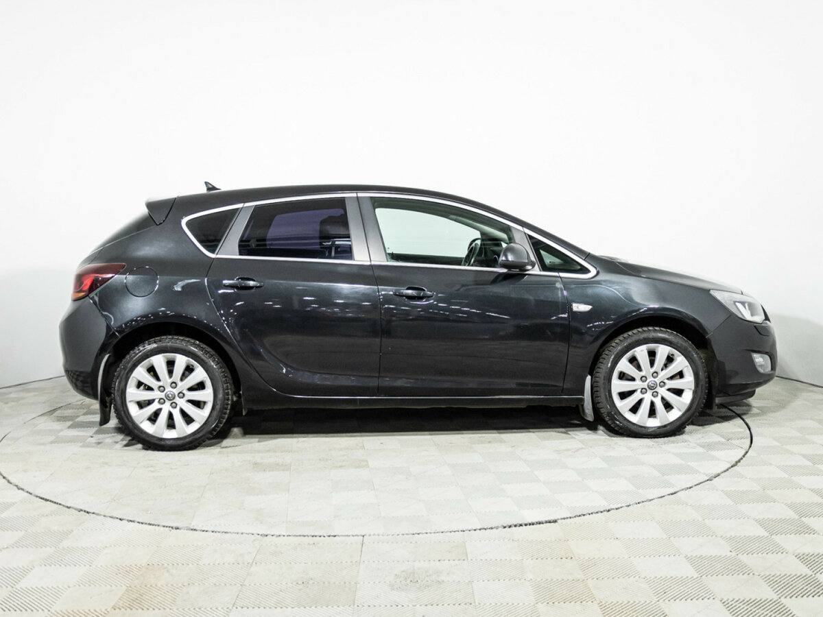 Opel Astra J, 2012 - 122 744 км. | Фото №4