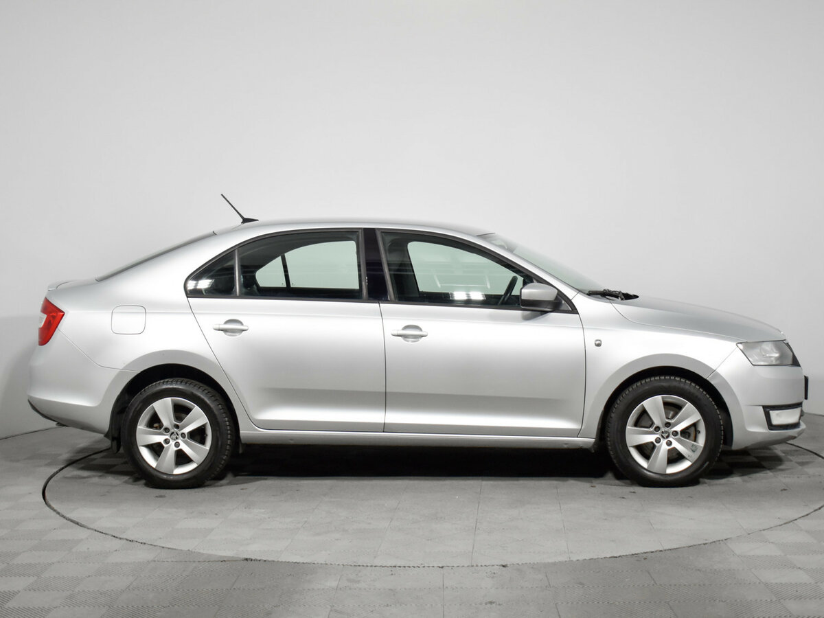 Skoda Rapid I, 2017 - 182 927 км. | Фото №4