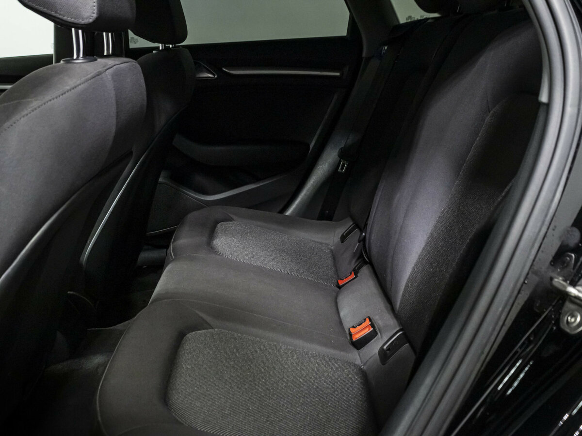 Audi A3 III (8V) Рестайлинг, 2017 Фото №14