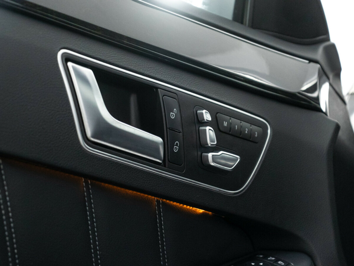 Mercedes-Benz E-Класс 300 IV (W212, S212, C207) Рестайлинг, 2013 Фото №15