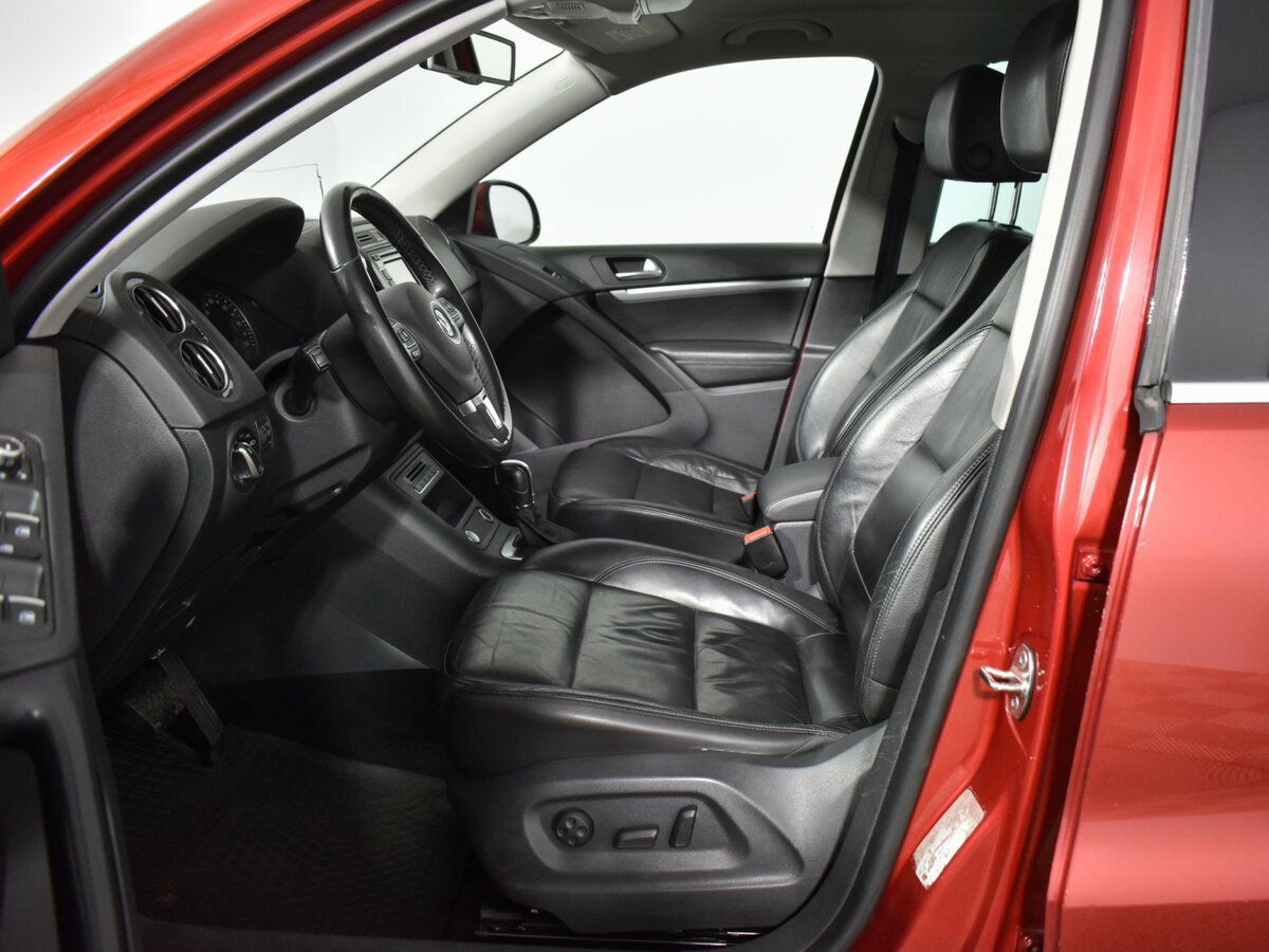 Volkswagen Tiguan I Рестайлинг, 2013 Фото №10