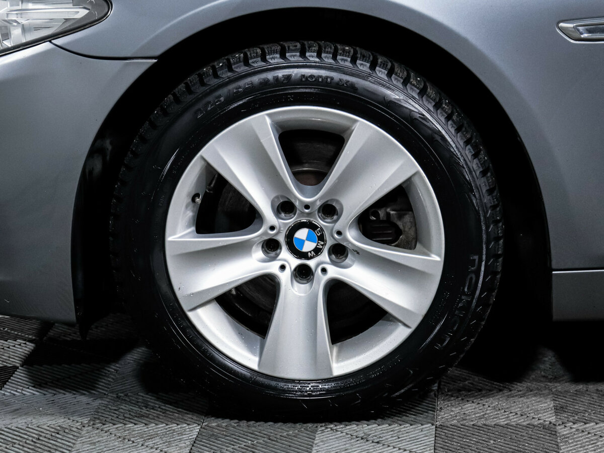 BMW 5 серии 520i VI (F10/F11/F07) Рестайлинг, 2013 Фото №15