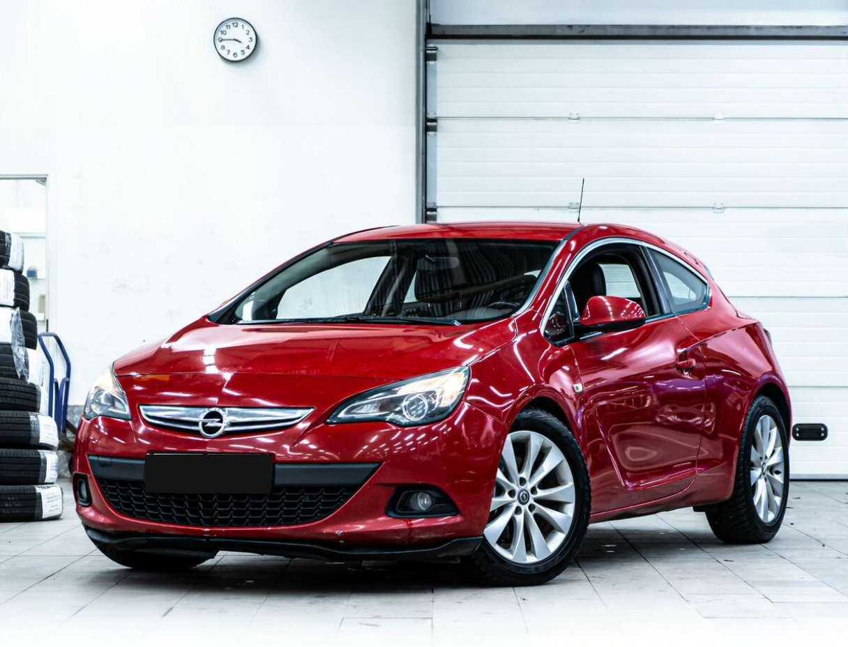 Opel Astra GTC, 2012 - 151 000 км. | Фото №1