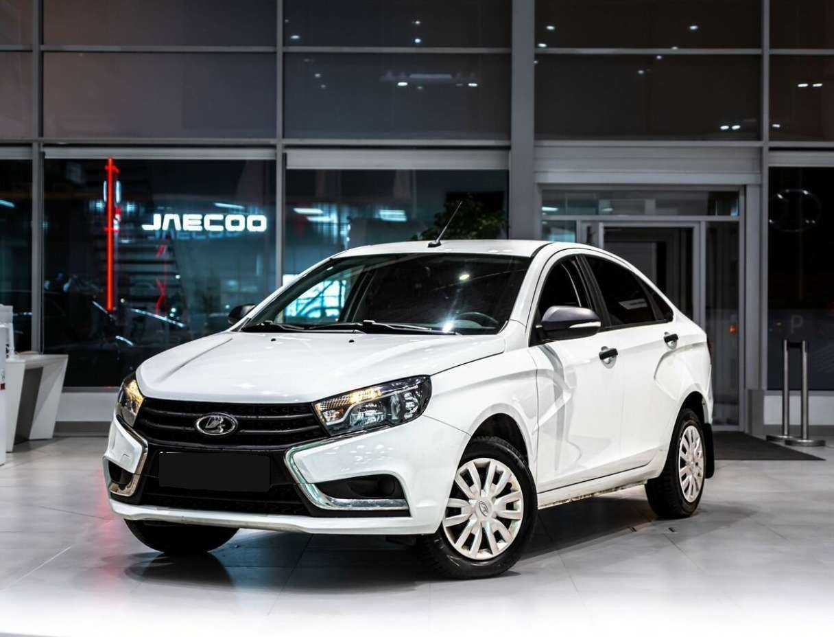 Lada (ВАЗ) Vesta, 2021 - 30 000 км. | Фото №1