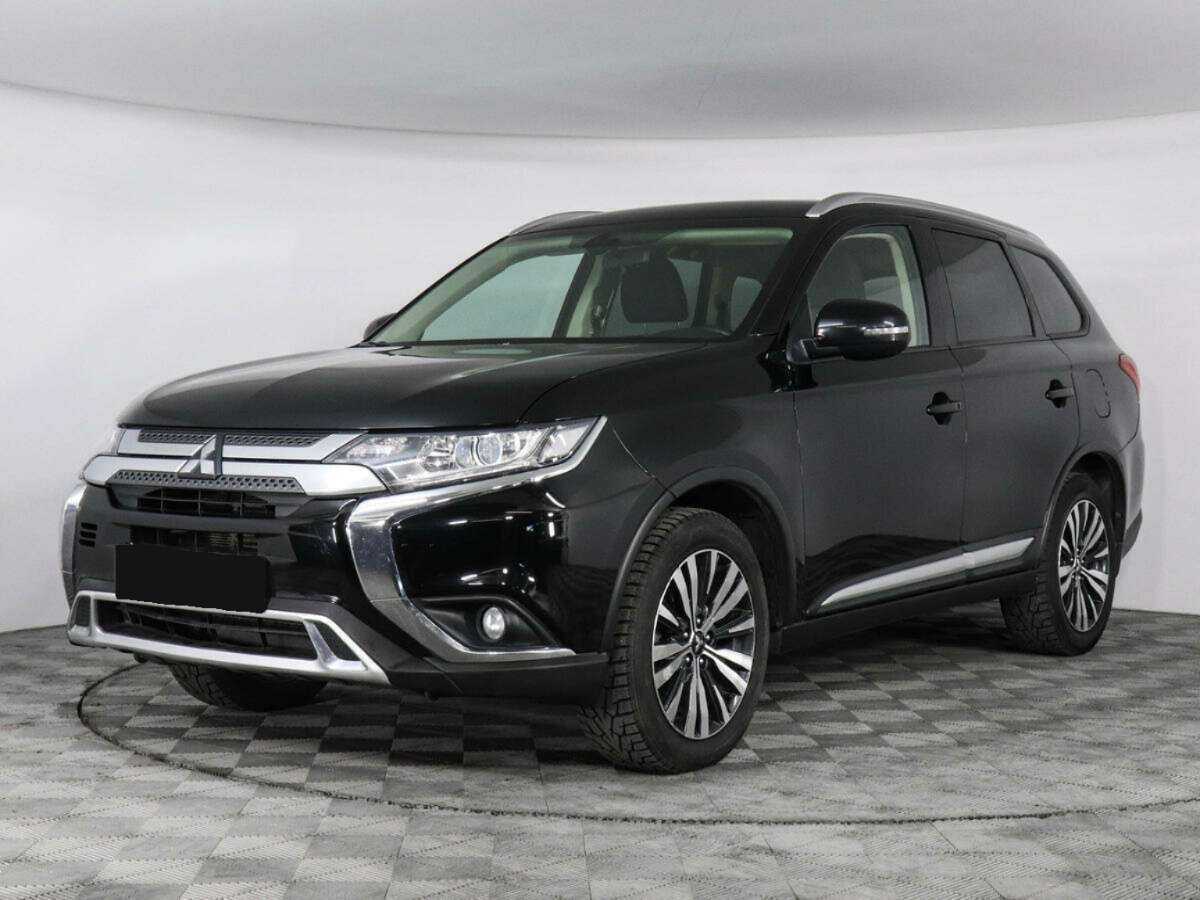 Mitsubishi Outlander, 2018 - 99 300 км. | Фото №1
